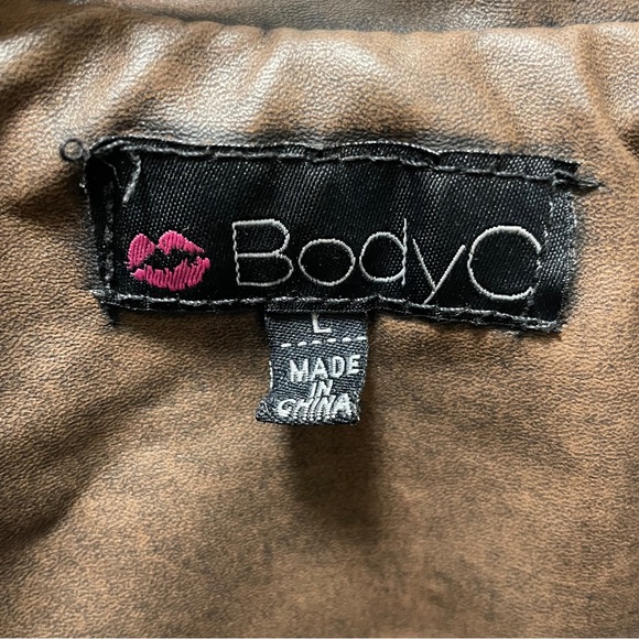 Body C Women's Brown Distressed Faux Leather Biker Moto Vest Jacket L - Picture 2 of 8